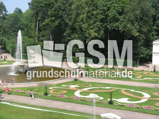 155 Peterhof, Parkanlage.JPG